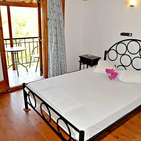 Apartment Studios Dimitris Giatras Zakynthos Town